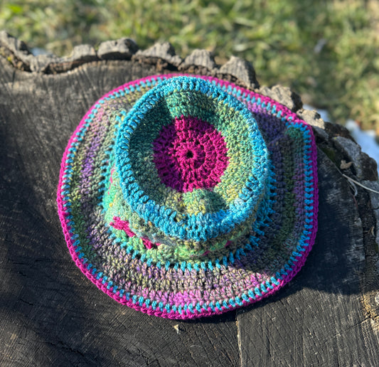 Bucket Hat: Granny Square Pink / Blue Green