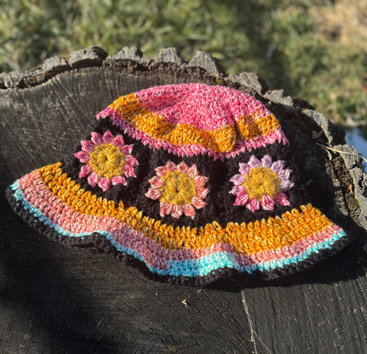 Bucket Hat: Pink and Yellow Daisy